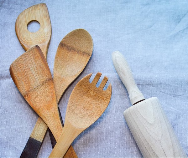 Chaque cuisinier devrait être équipé de ces 21 outils de cuisine essentiels.